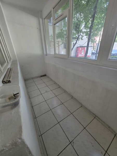 Alexandru Obregia Apartament 3 camere cu destinatie  spatiu comercial